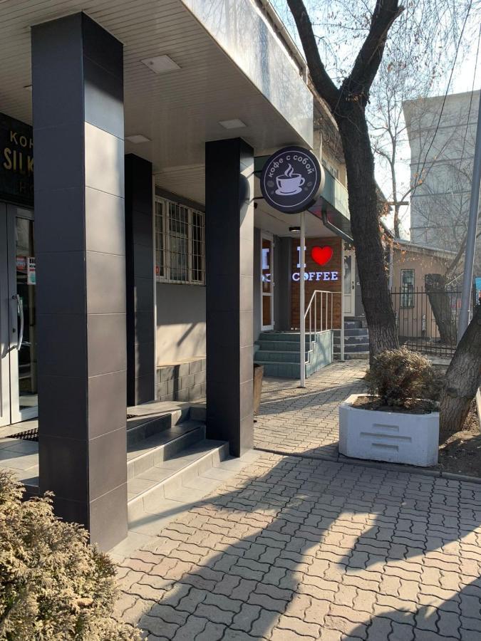 Silk Way Otel Almatı Dış mekan fotoğraf