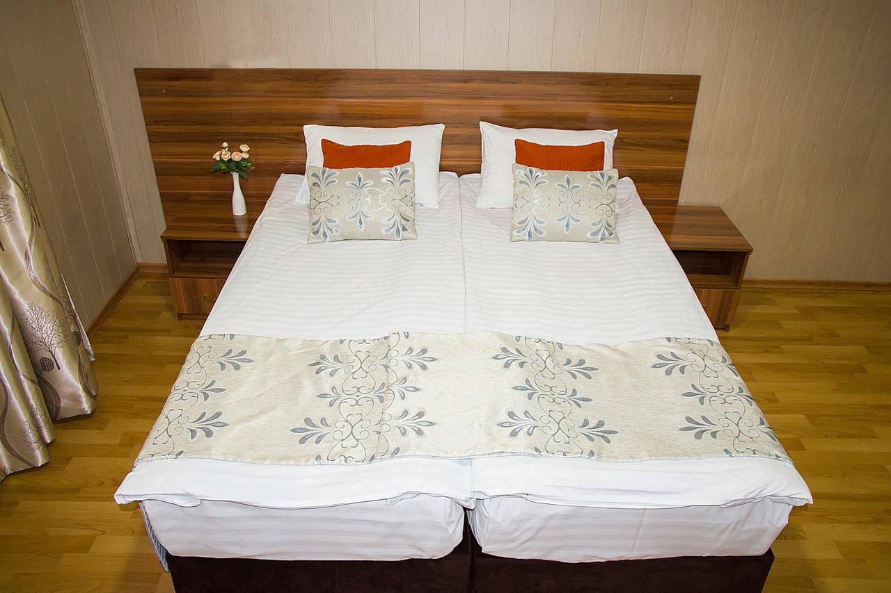Silk Way Otel Almatı Dış mekan fotoğraf